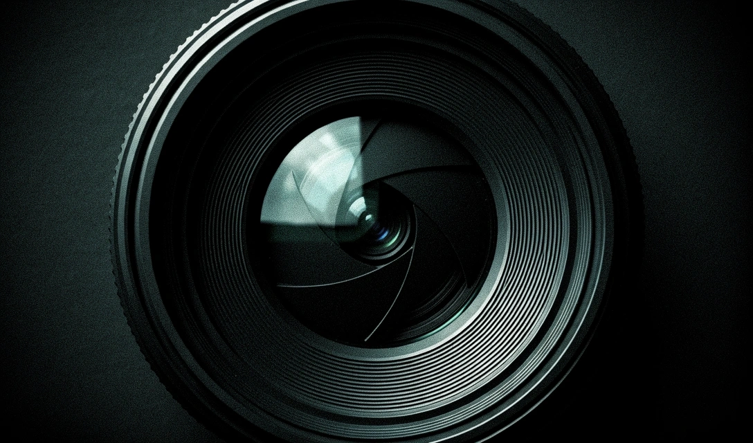 High-fidelity visual element